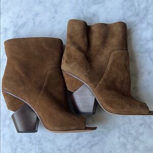 Vince Camuto brown  Suede Ankle Boots NWOT